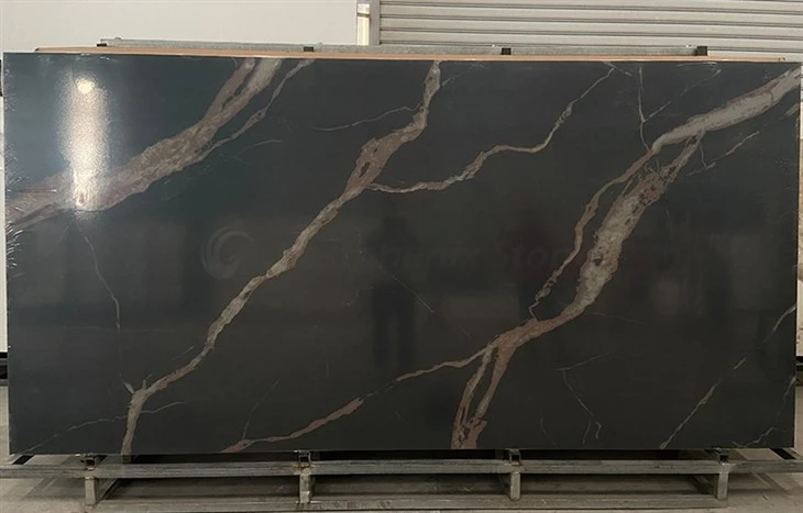 Full Body Veinning Sintered Stone